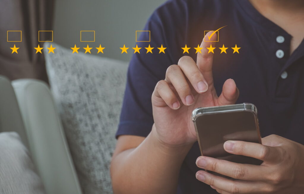 The Impact of Consumer Reviews on Businesses: Advantages, Disadvantages and Exploitation Strategies