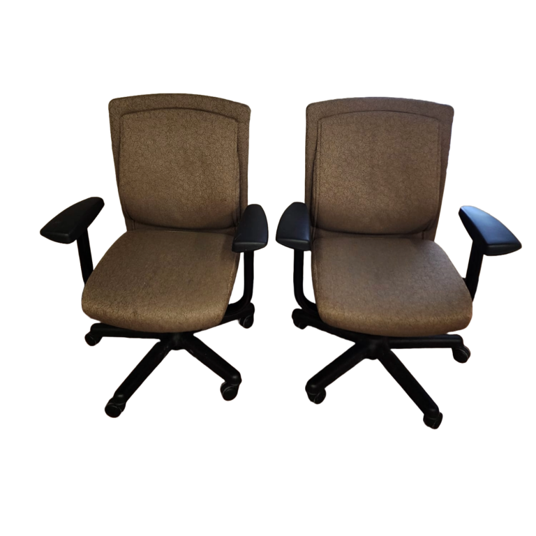 Deux chaises de Bureau à donner